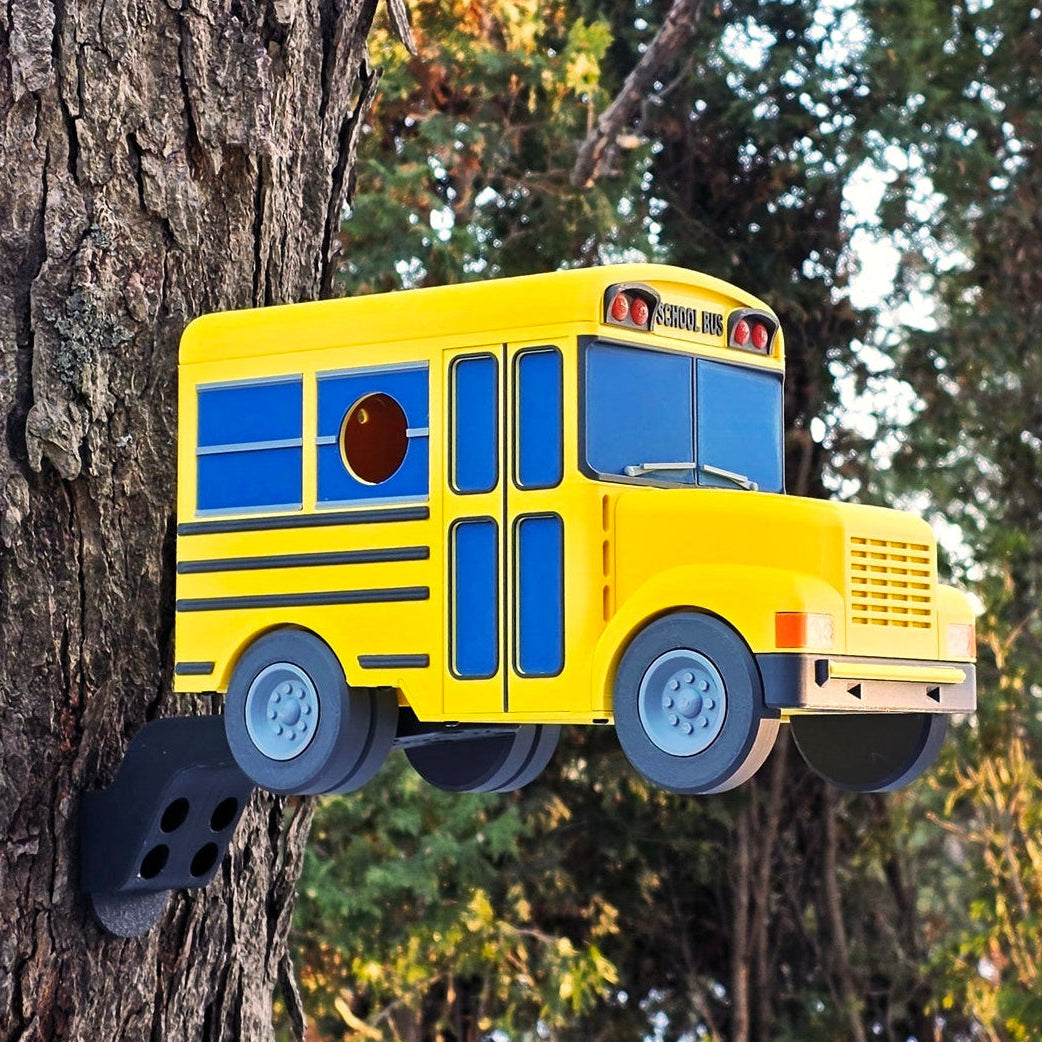 yellow school bus birdhouse